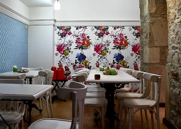 Real Ξενοδοχείο *