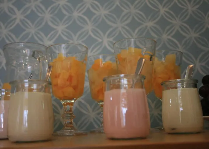 Real Ξενοδοχείο *